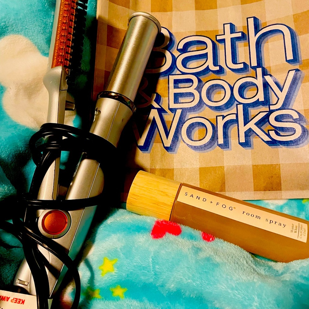 Authentic as seen onTV! The Instyler hair tool.